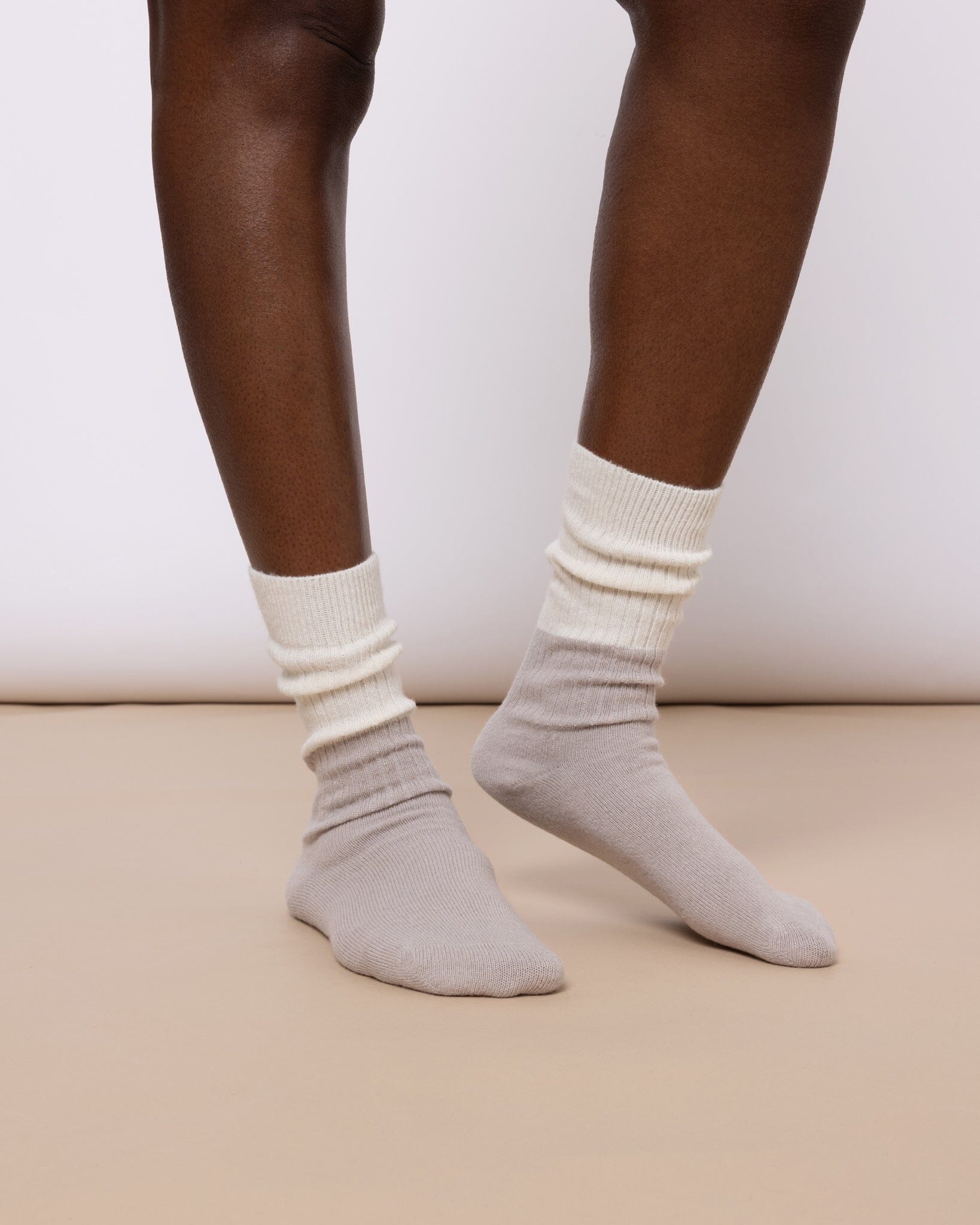 Cosy Sleep Socks Cream & Grey Sleep Socks Yawn 